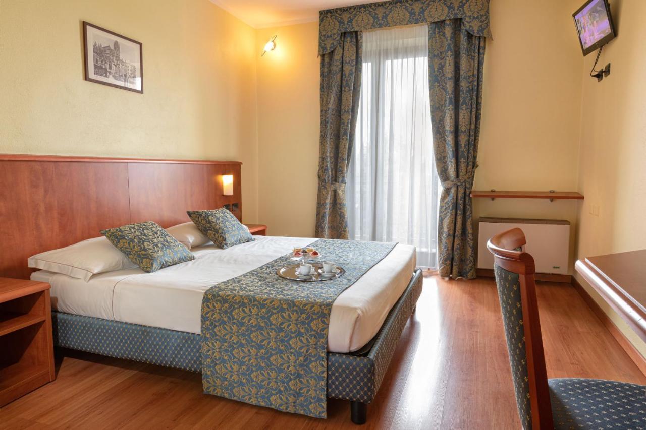 Hotel Postumia Доссобуоно Екстер'єр фото